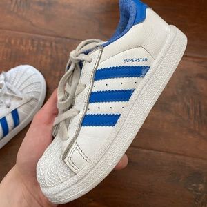 Adidas kids tennis shoes